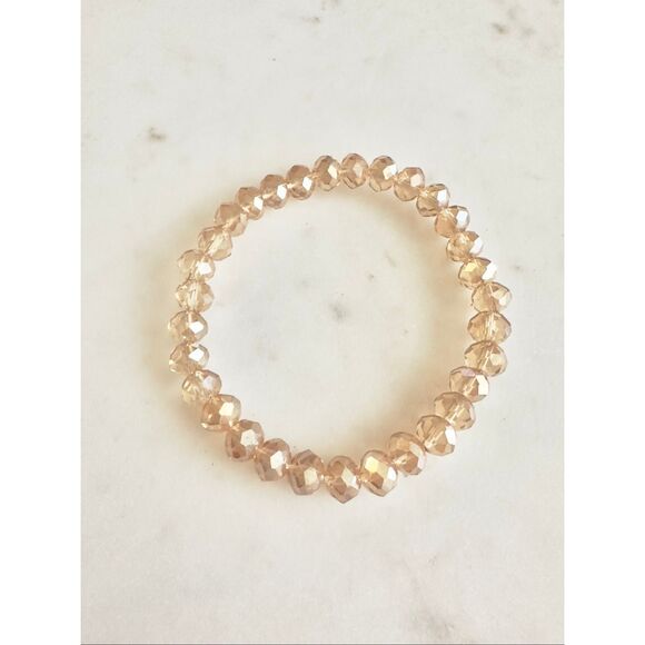 Light champagne beaded stretch bracelet - Picture 2 of 3